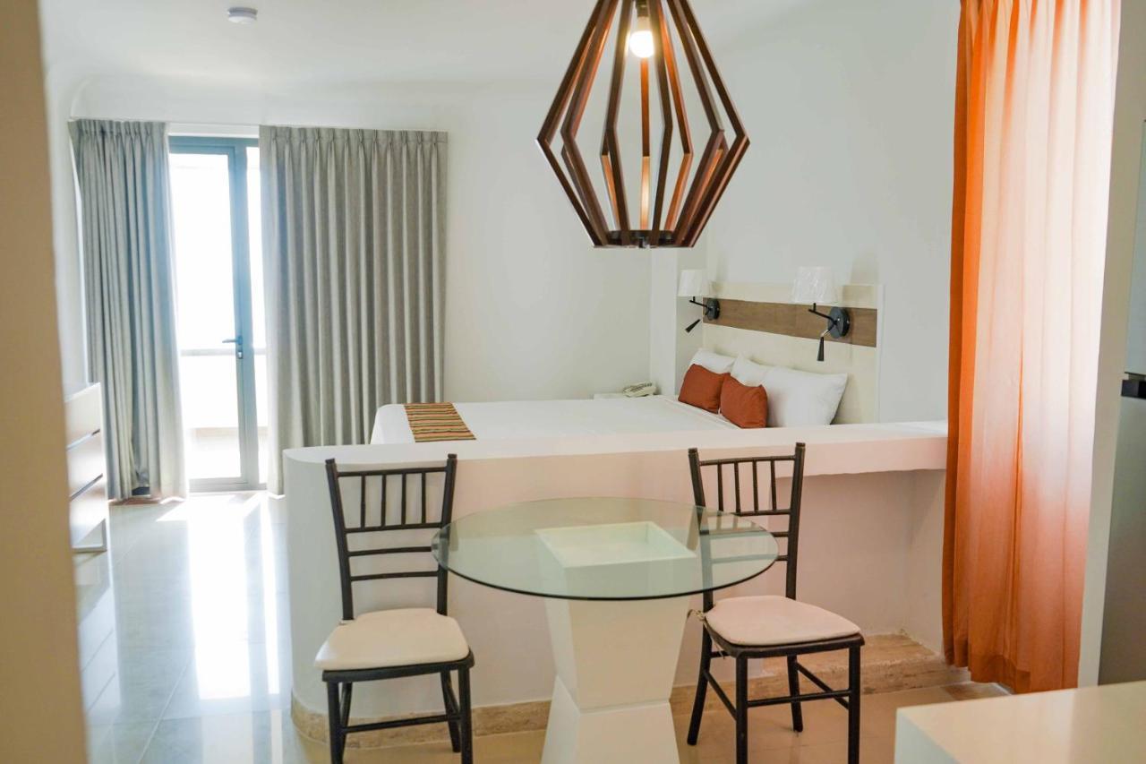 מזטלן Luna Palace מראה חיצוני תמונה