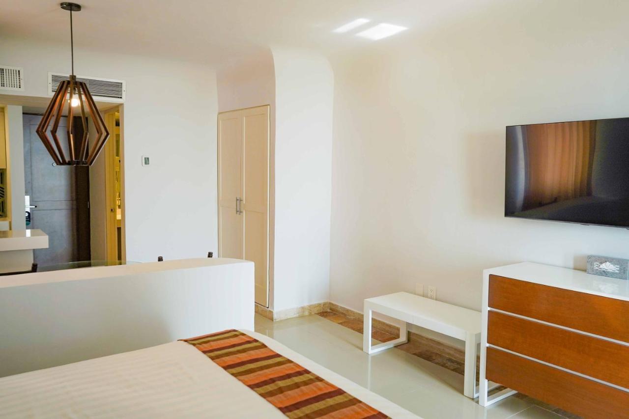 מזטלן Luna Palace מראה חיצוני תמונה